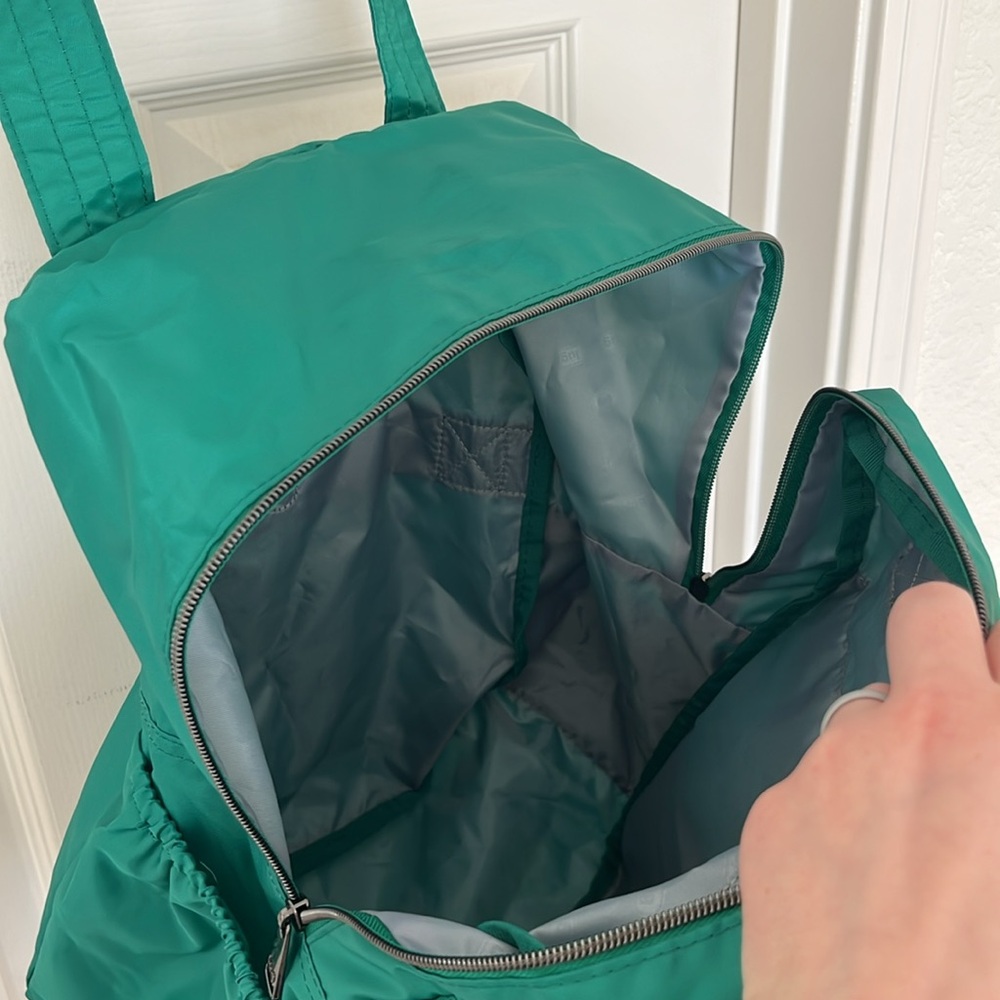 NWOT Lug Ranger XL Packable Tote Bag — Emerald Green - Picture 6 of 9